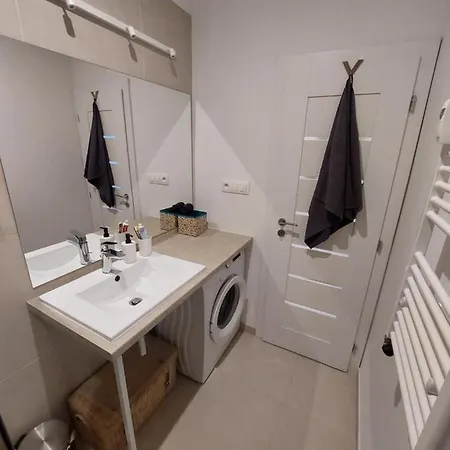 Utulny Apartman S Balkonom ブラチスラヴァ